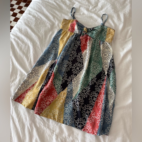 100% Silk bcbgmaxazria patchwork dress - Picture 5 of 12